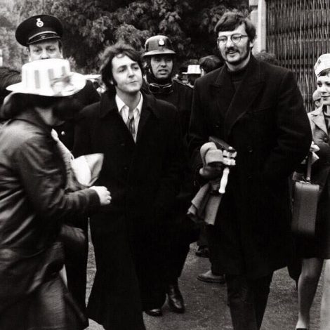 Paul McCartney and Ivan Vaughan going to the FA Cup Final 1968